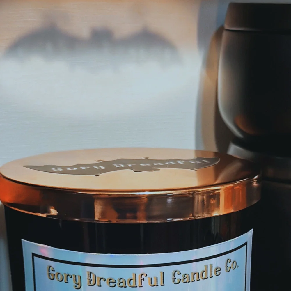Plum Spooky Crackling Wood Wick Candle: Plum Cinnamon Patchouli Cashmere Wood